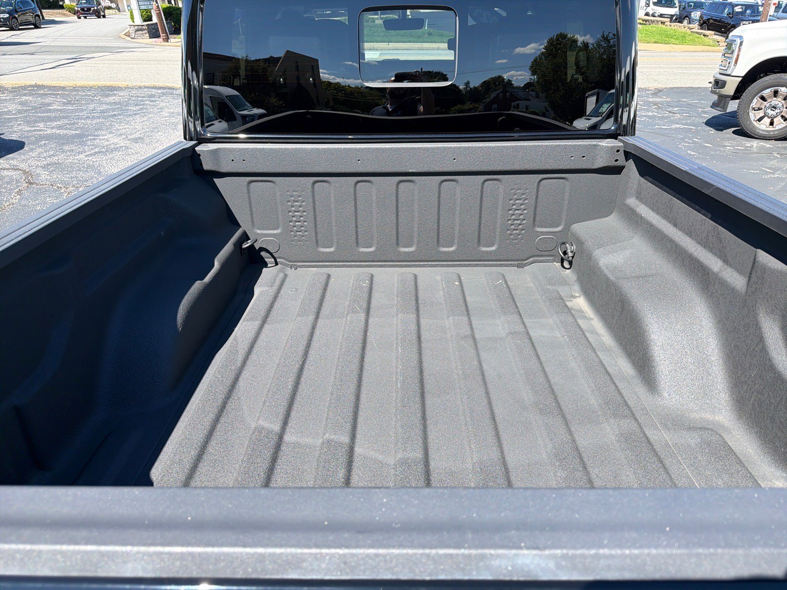 Used 2021 Jeep Gladiator Overland AWD/4WD image 9
