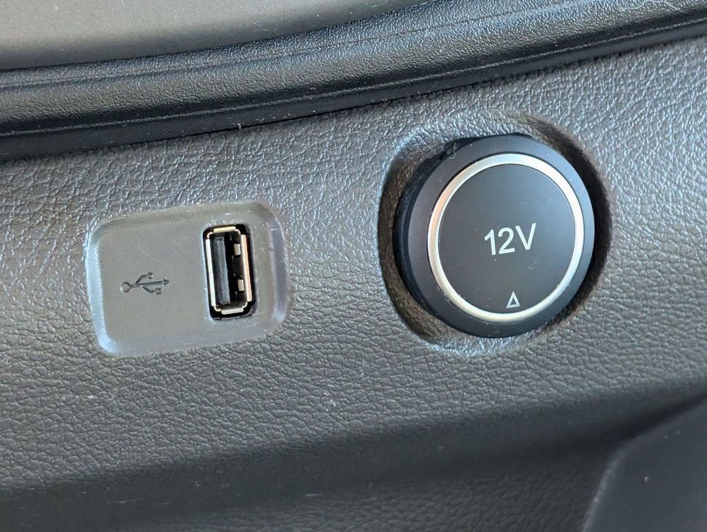 Certified 2022 Ford Transit 350 XLT RWD image 34