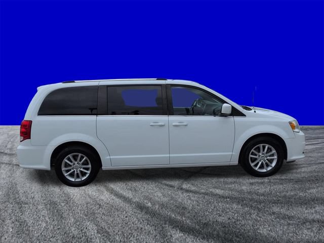 Used 2018 Dodge Grand Caravan SXT FWD image 3