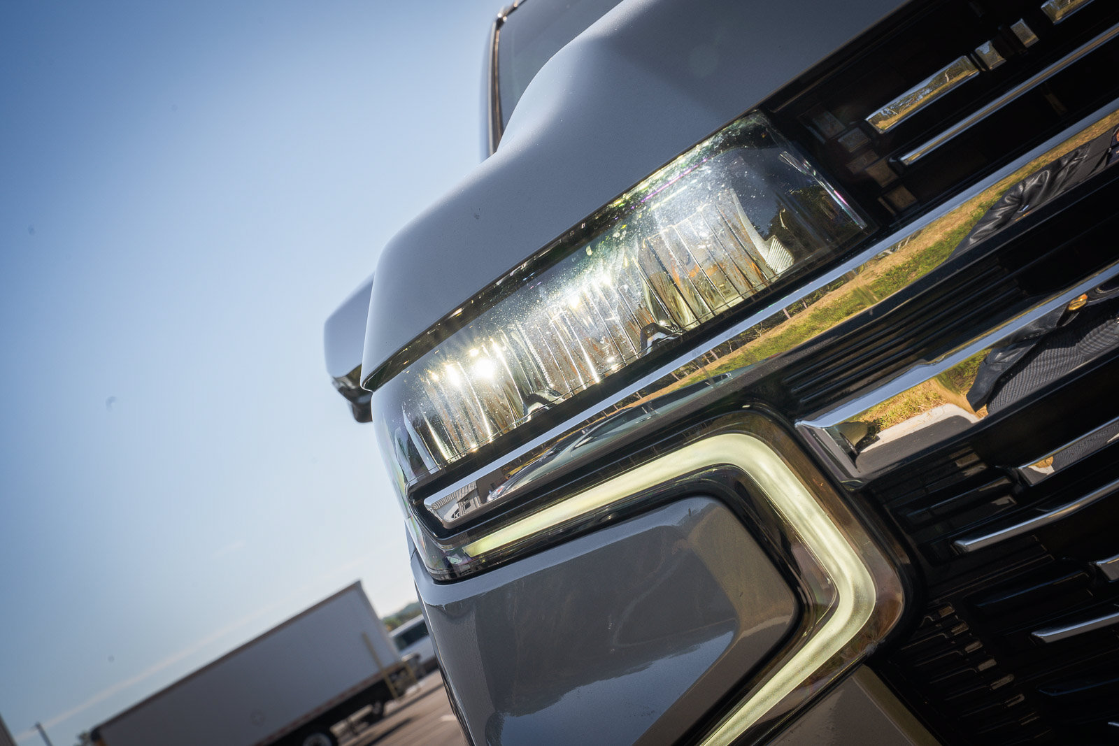 Used 2024 Chevrolet Tahoe Premier w/ Premium Package RWD image 17