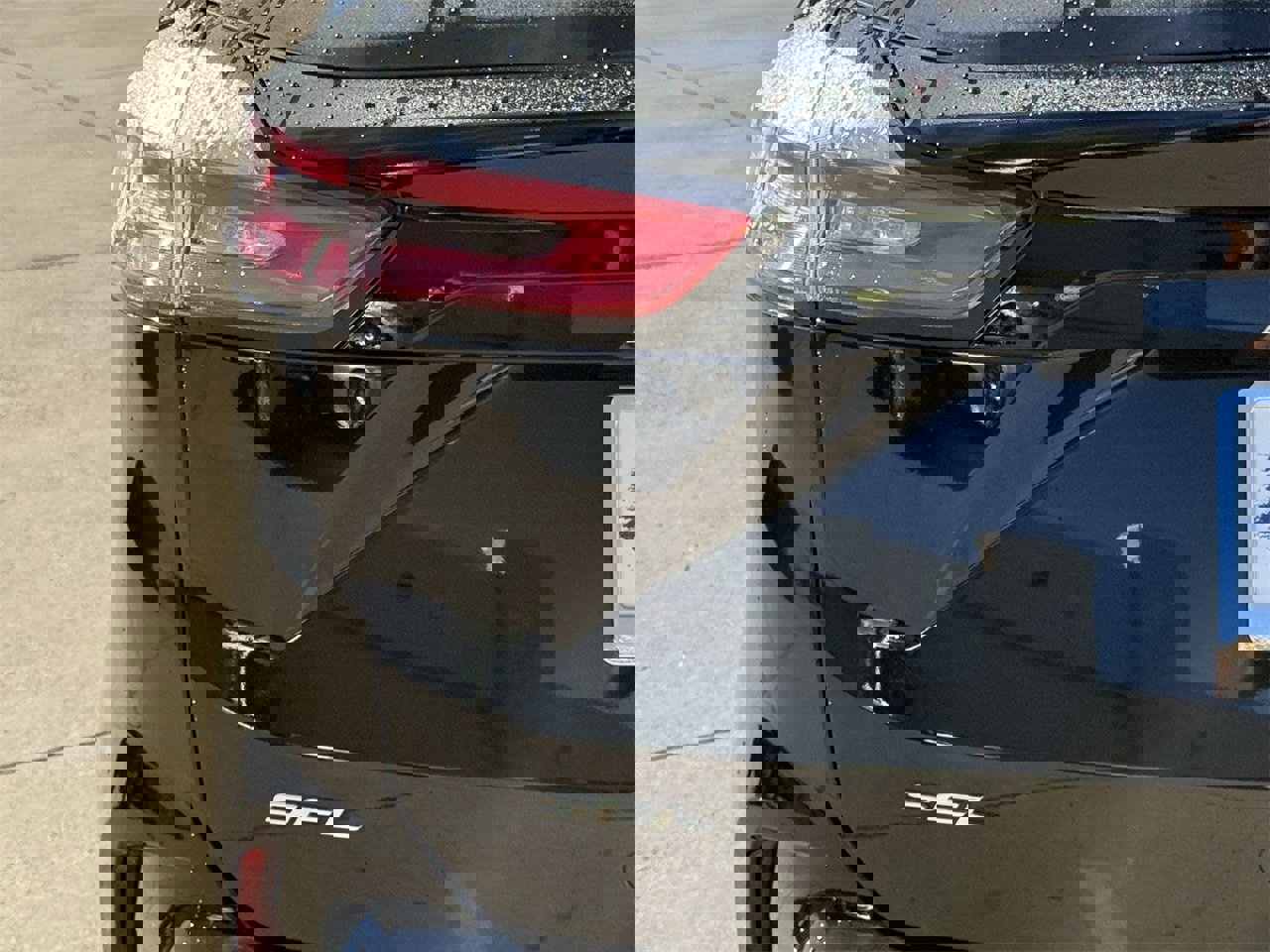 Certified 2024 Ford Edge SEL w/ Convenience Package image 7