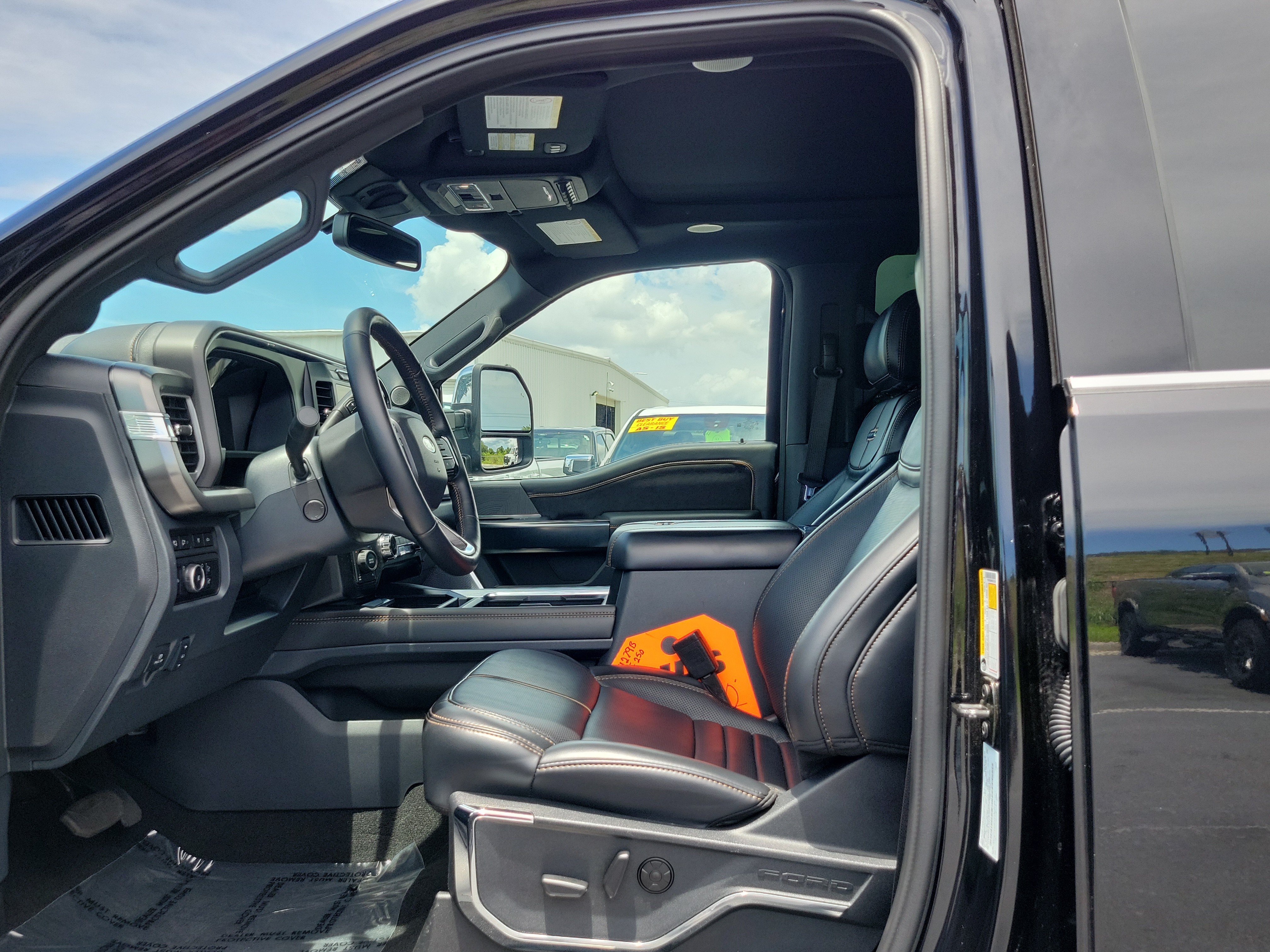 Certified 2024 Ford F250 Platinum AWD/4WD image 19
