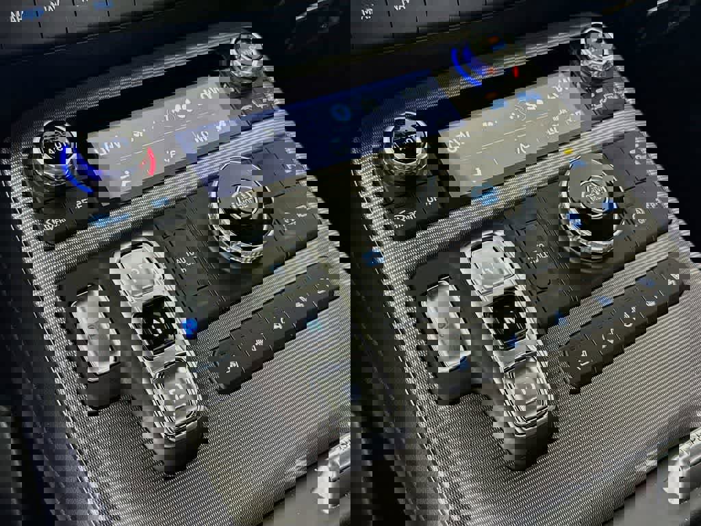 Used 2024 Hyundai Palisade Calligraphy FWD image 17