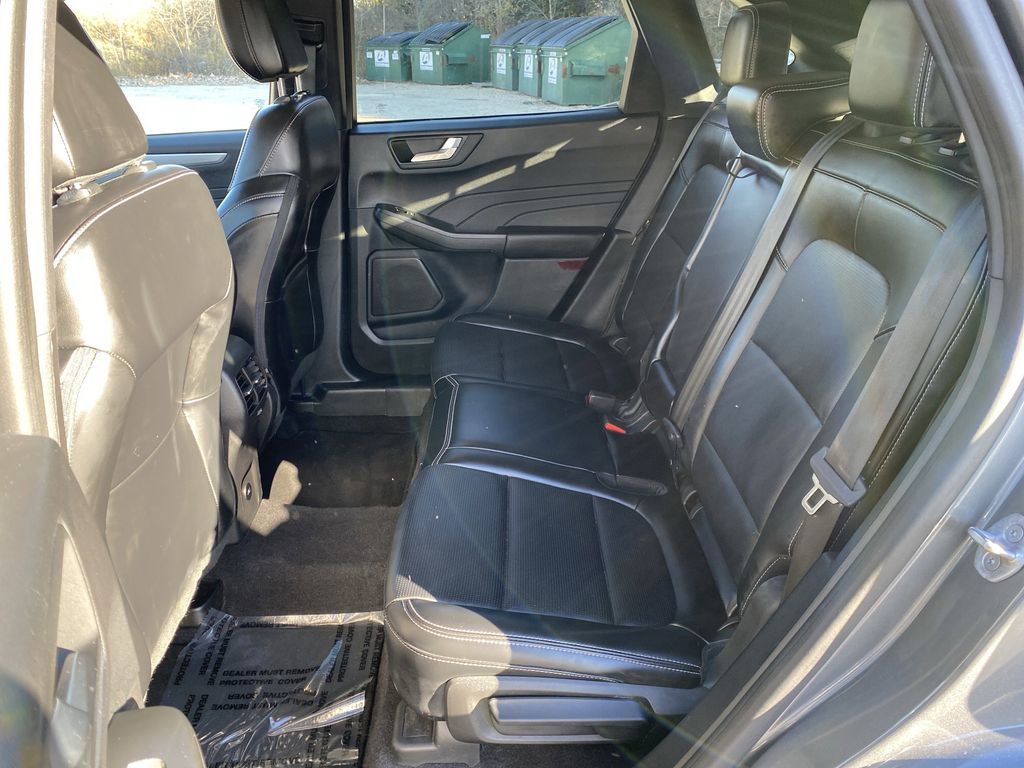 Certified 2023 Ford Escape Platinum image 38