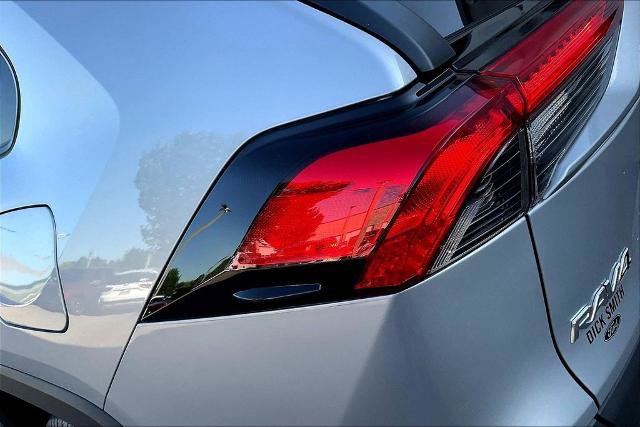 Used 2024 Toyota RAV4 XLE FWD image 23