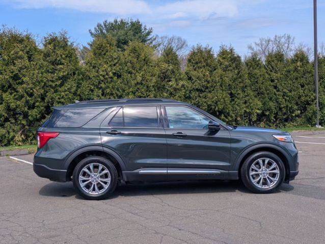 Certified 2023 Ford Explorer XLT w/ Equipment Group 202A image 6