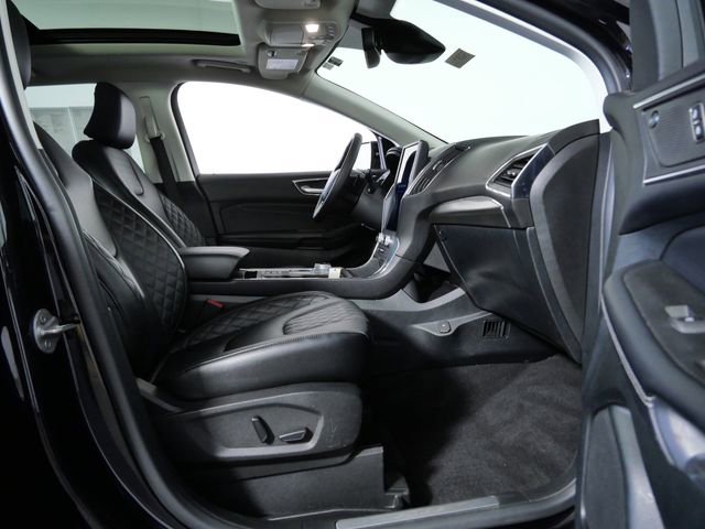 Certified 2023 Ford Edge Titanium w/ Class II Trailer Tow Package AWD/4WD image 10