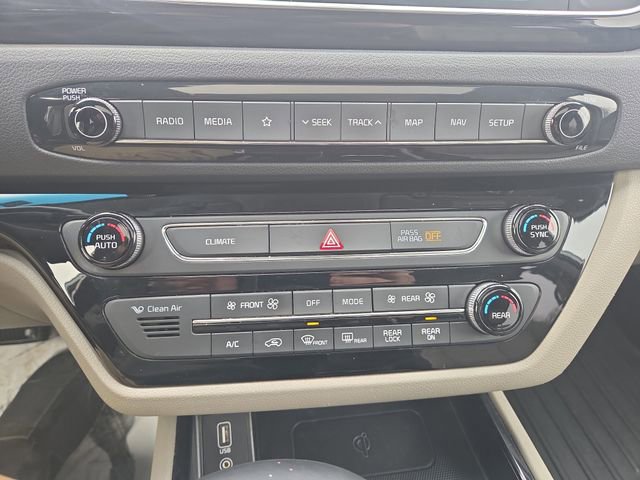 Used 2021 Kia Sedona SX image 30