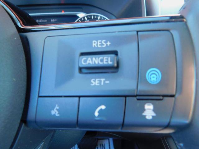 Used 2023 Nissan Rogue SL AWD/4WD image 18