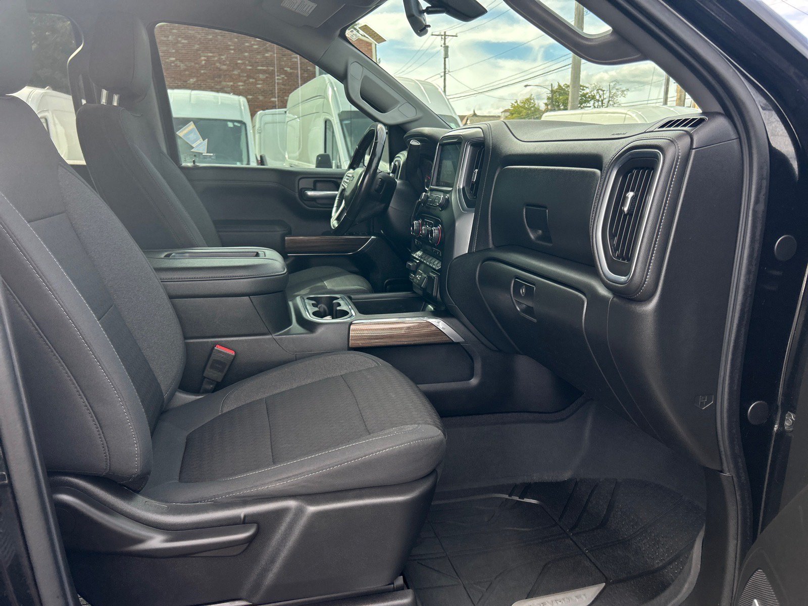 Used 2020 Chevrolet Silverado 1500 RST w/ All-Star Edition AWD/4WD image 18