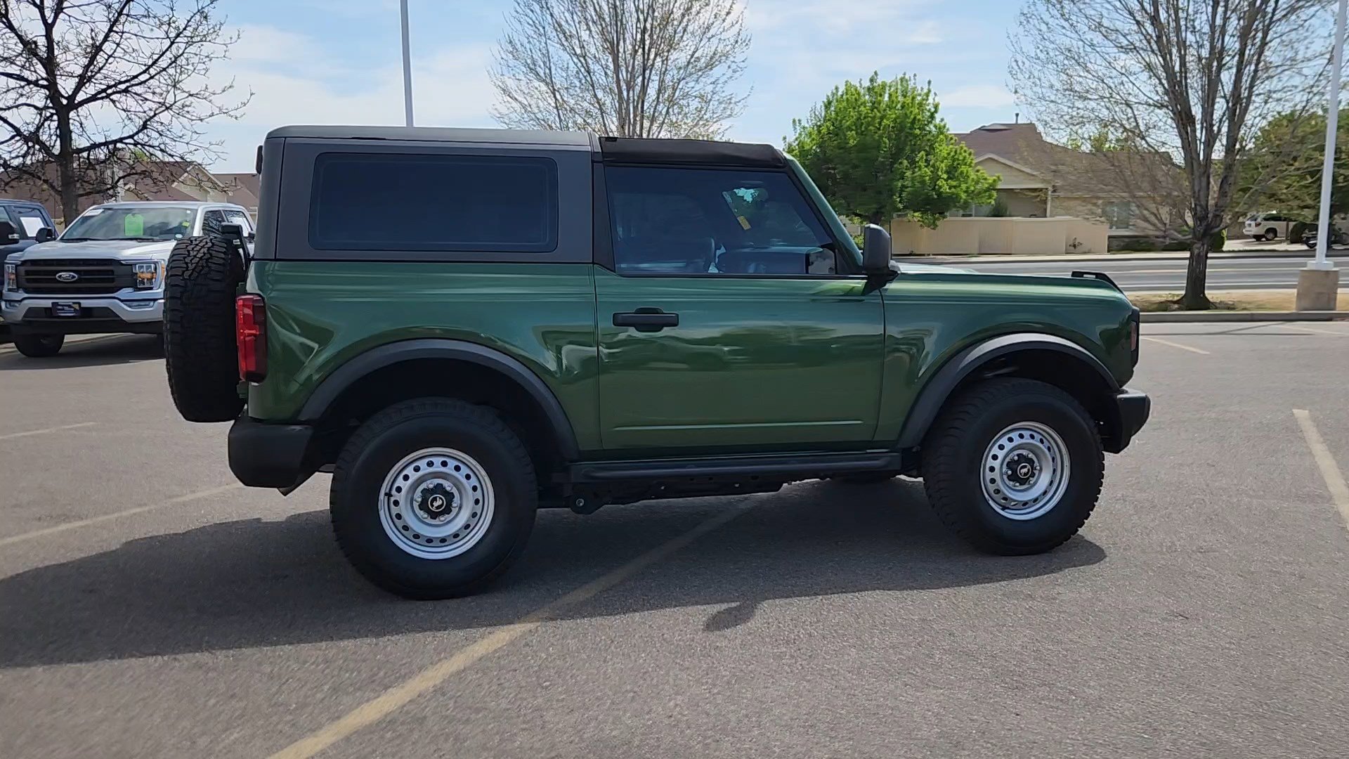 Certified 2025 Ford Bronco 2-Door AWD/4WD image 12