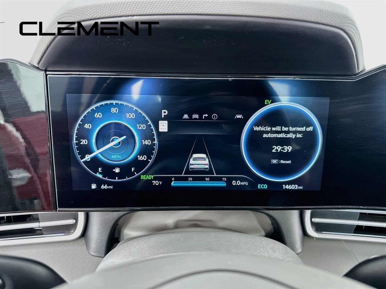 Used 2025 Hyundai Elantra SEL FWD image 18
