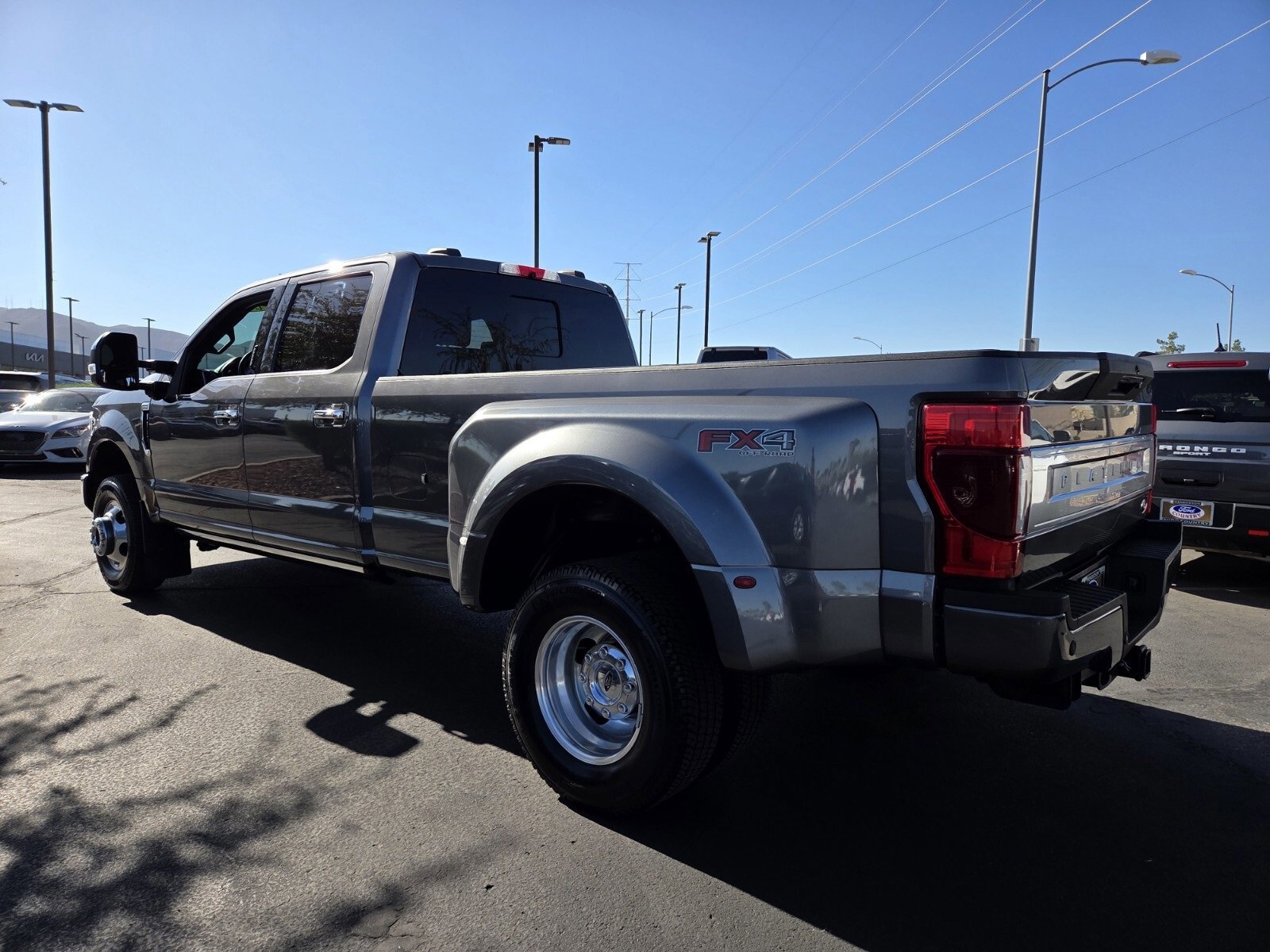 Certified 2021 Ford F350 Platinum image 3