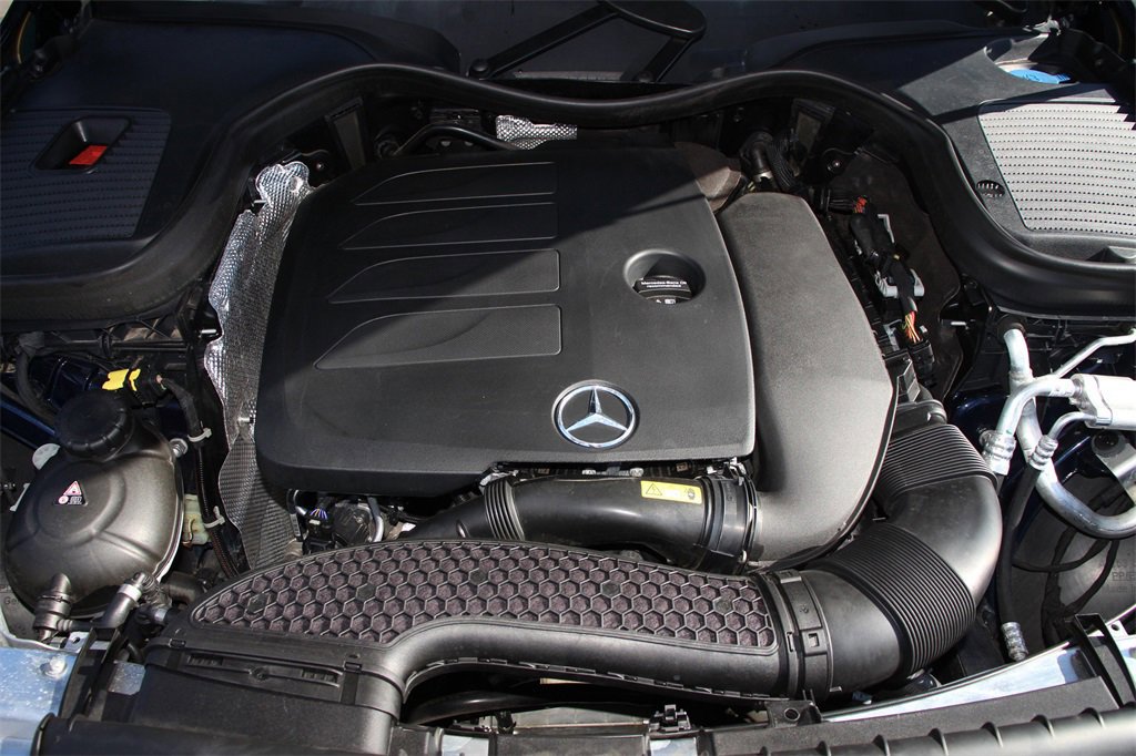 Used 2022 Mercedes-Benz GLC 300 image 30