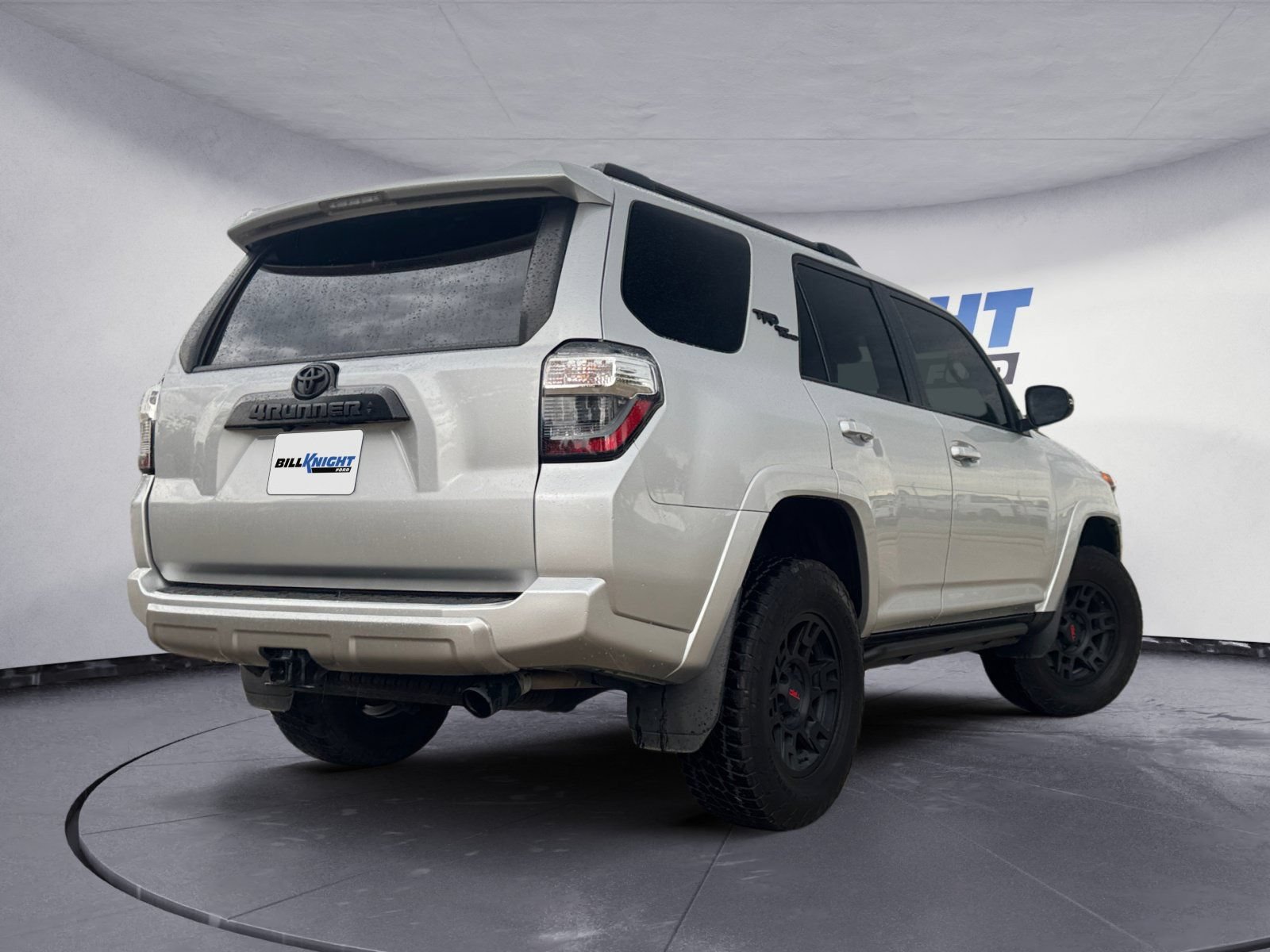 Used 2023 Toyota 4Runner TRD Off-Road Premium w/ Off Road Premium Plus Package AWD/4WD image 5