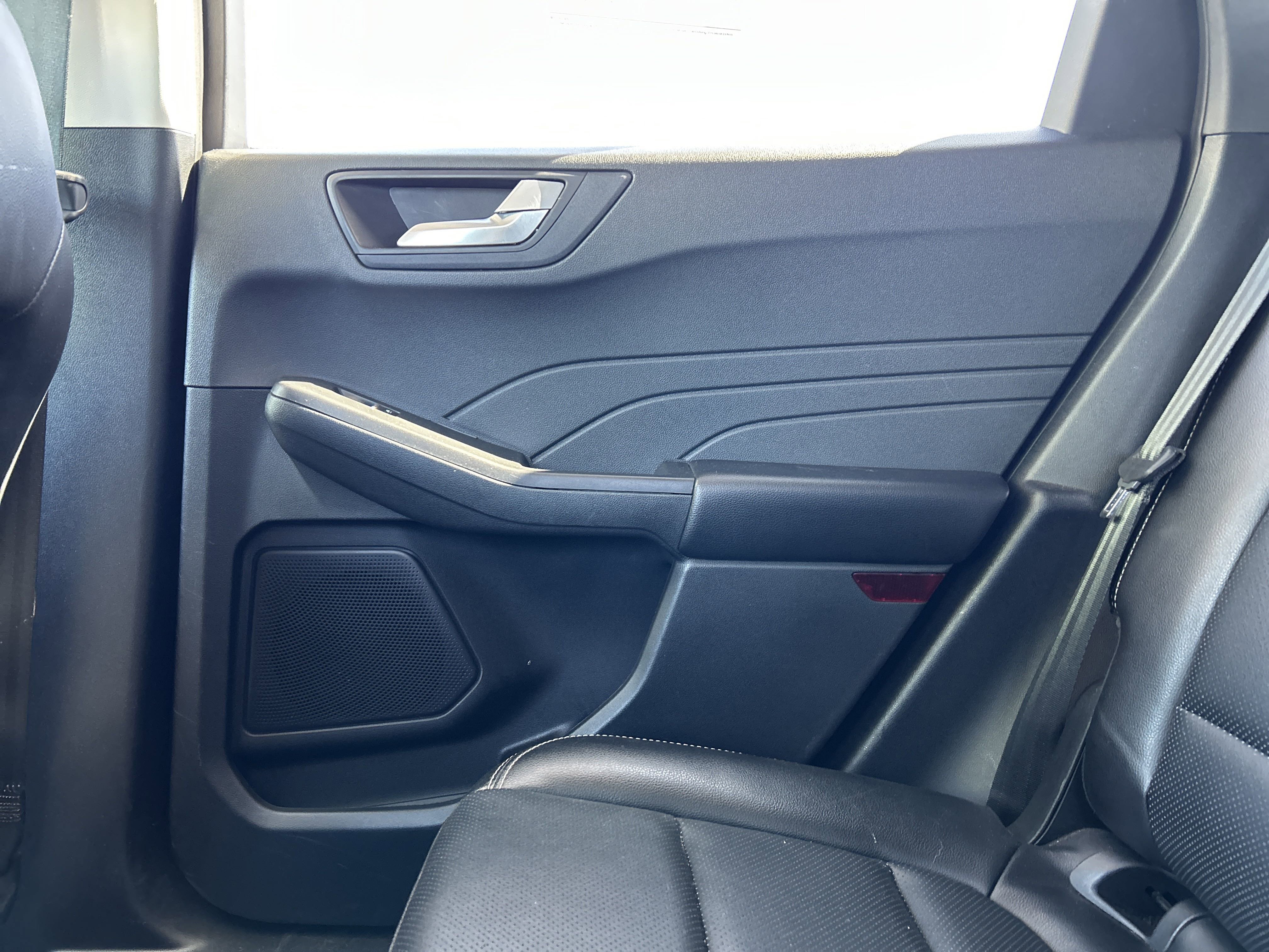 Certified 2022 Ford Escape Titanium image 53