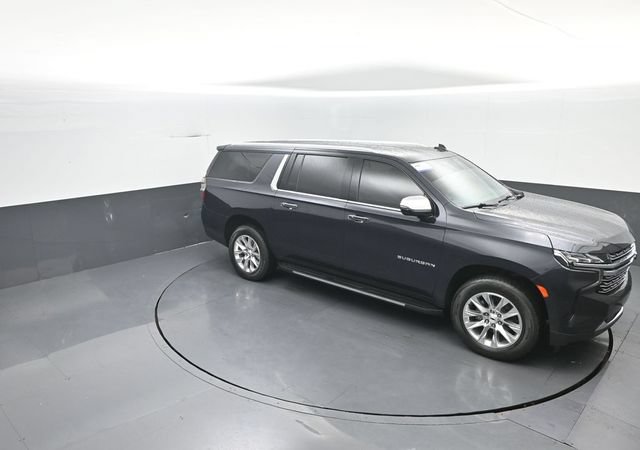 Used 2023 Chevrolet Suburban Premier AWD/4WD image 25