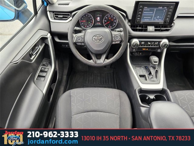 Used 2021 Toyota RAV4 XLE image 13