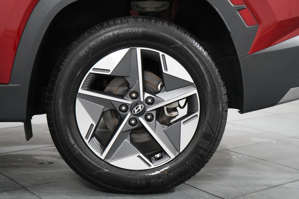 Used 2025 Hyundai Tucson SEL AWD/4WD image 36