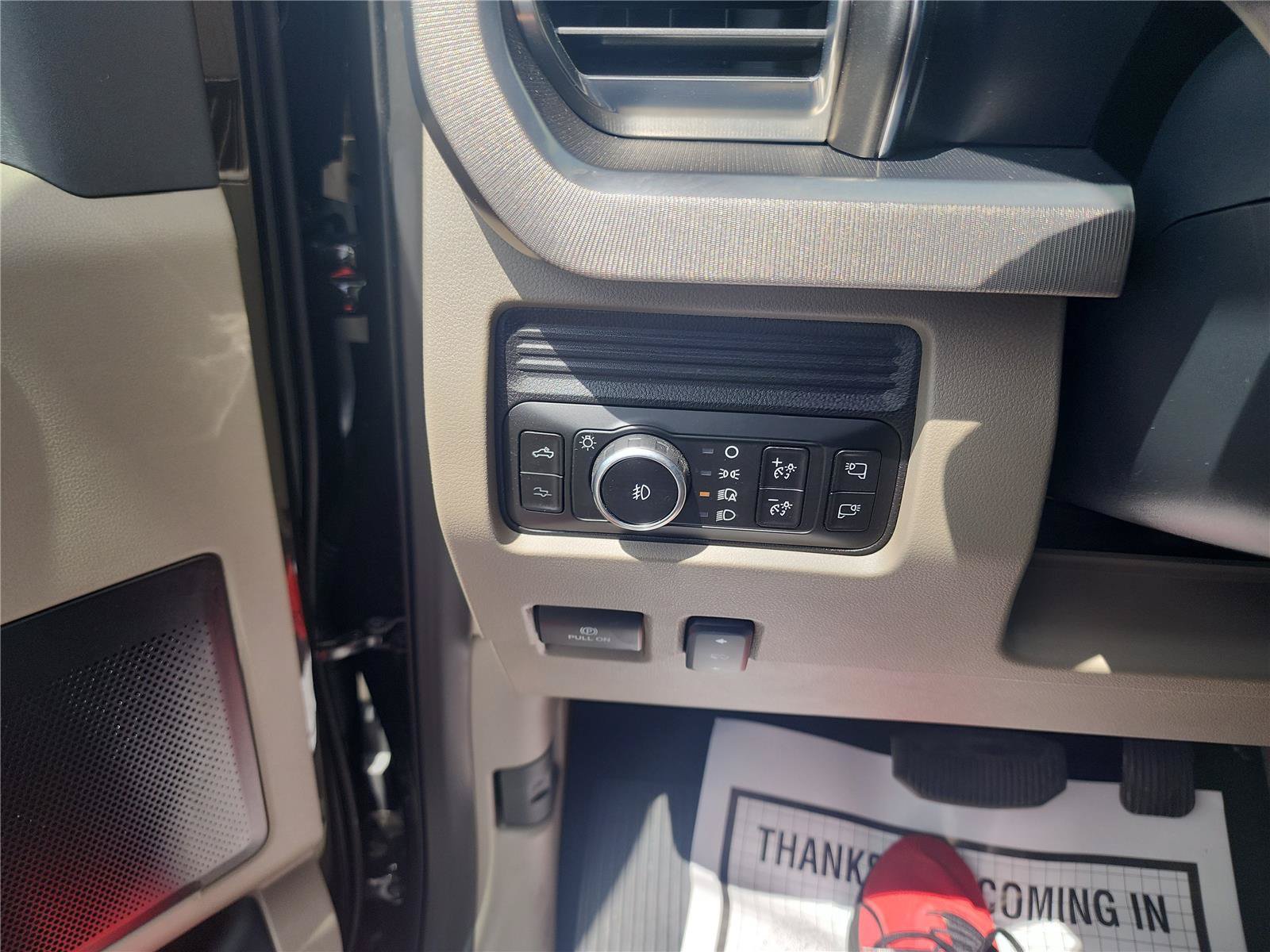 Certified 2025 Ford F450 Platinum w/ Platinum Plus Package AWD/4WD image 35