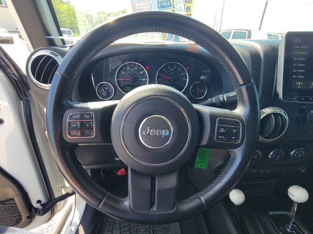 Used 2018 Jeep Wrangler Rubicon w/ Power Convenience Group AWD/4WD image 42