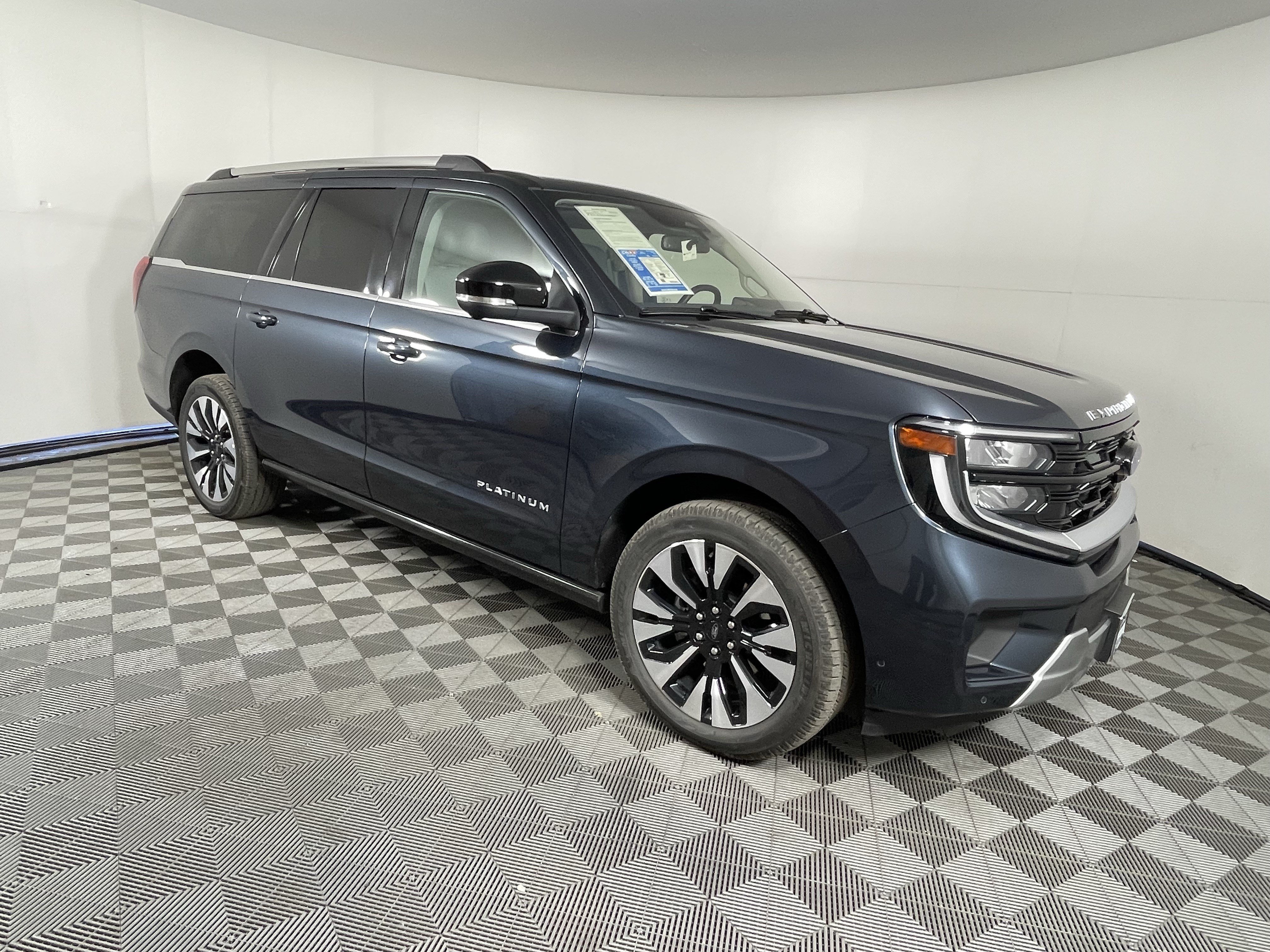 Certified 2025 Ford Expedition Max Platinum w/ Driver's Package AWD/4WD image 7