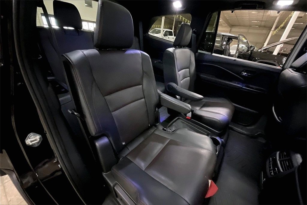 Used 2021 Honda Pilot Black Edition image 26