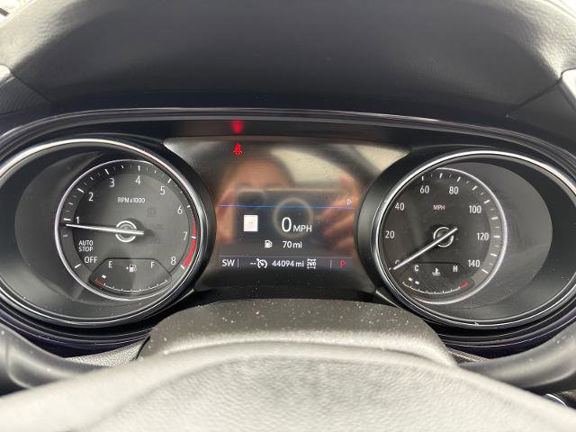 Used 2020 Buick Encore GX Essence w/ Experience Buick Package image 17