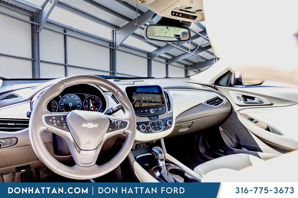 Used 2024 Chevrolet Malibu LT FWD image 17