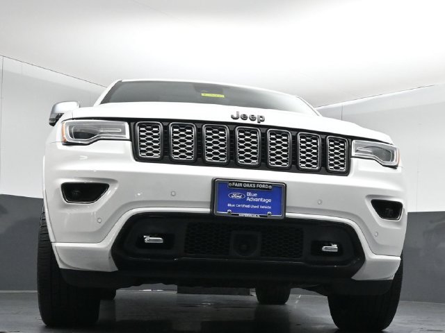 Used 2020 Jeep Grand Cherokee Overland AWD/4WD image 39
