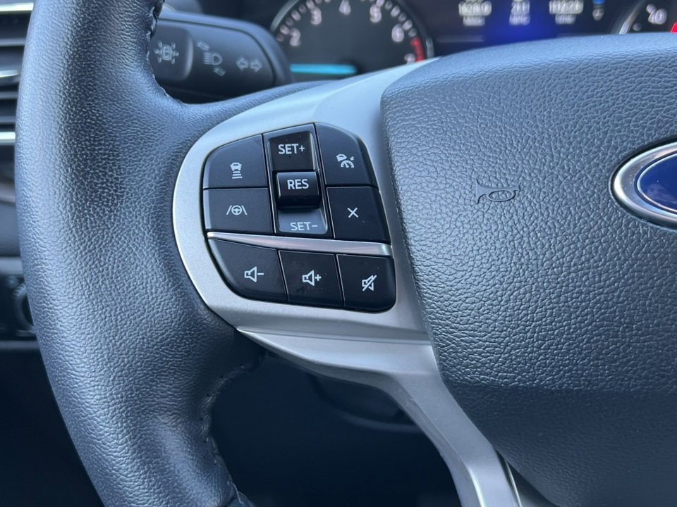 Certified 2023 Ford Explorer Limited w/ Limited Technology Package image 23