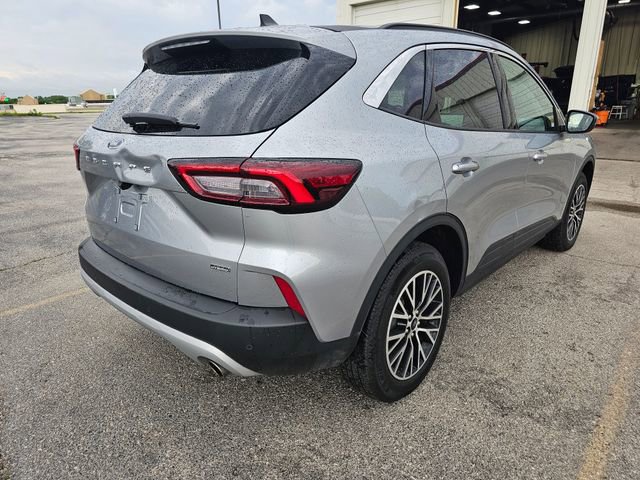 Certified 2024 Ford Escape SE FWD image 8