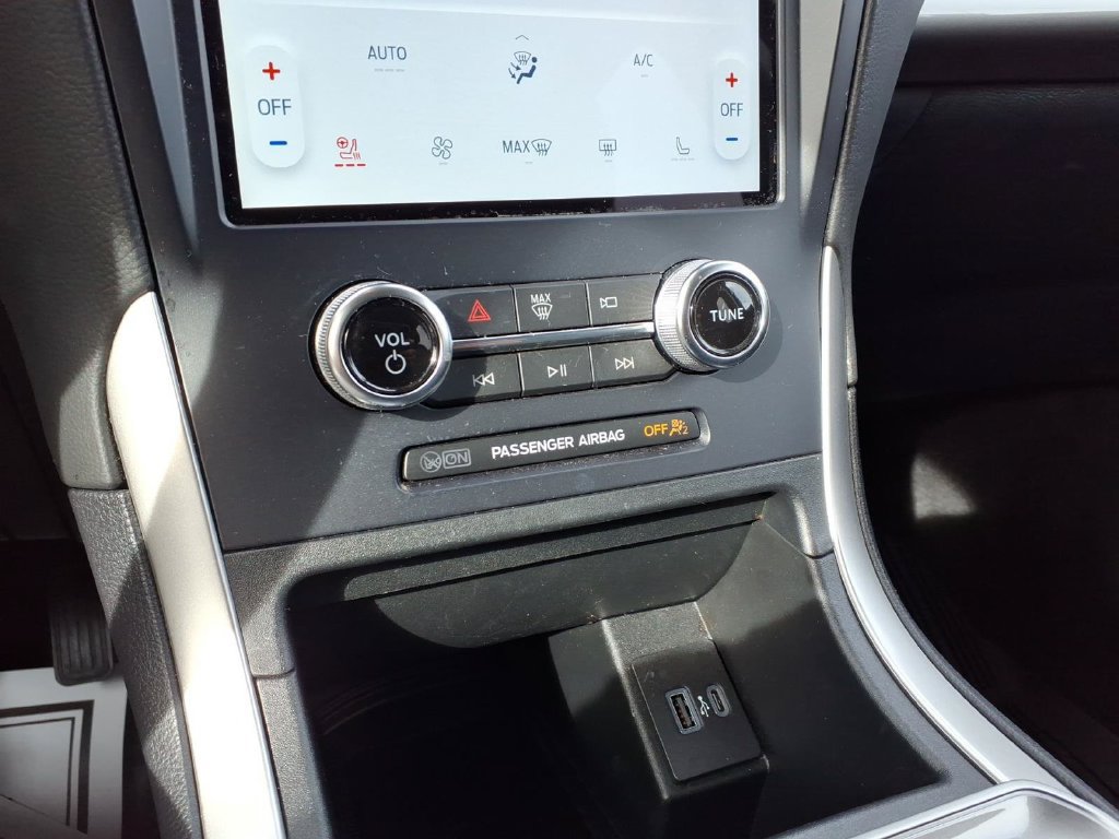 Certified 2024 Ford Edge SEL w/ Convenience Package AWD/4WD image 22