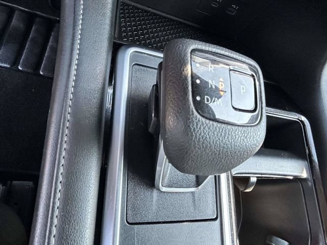 Used 2025 Nissan Pathfinder SV AWD/4WD image 10