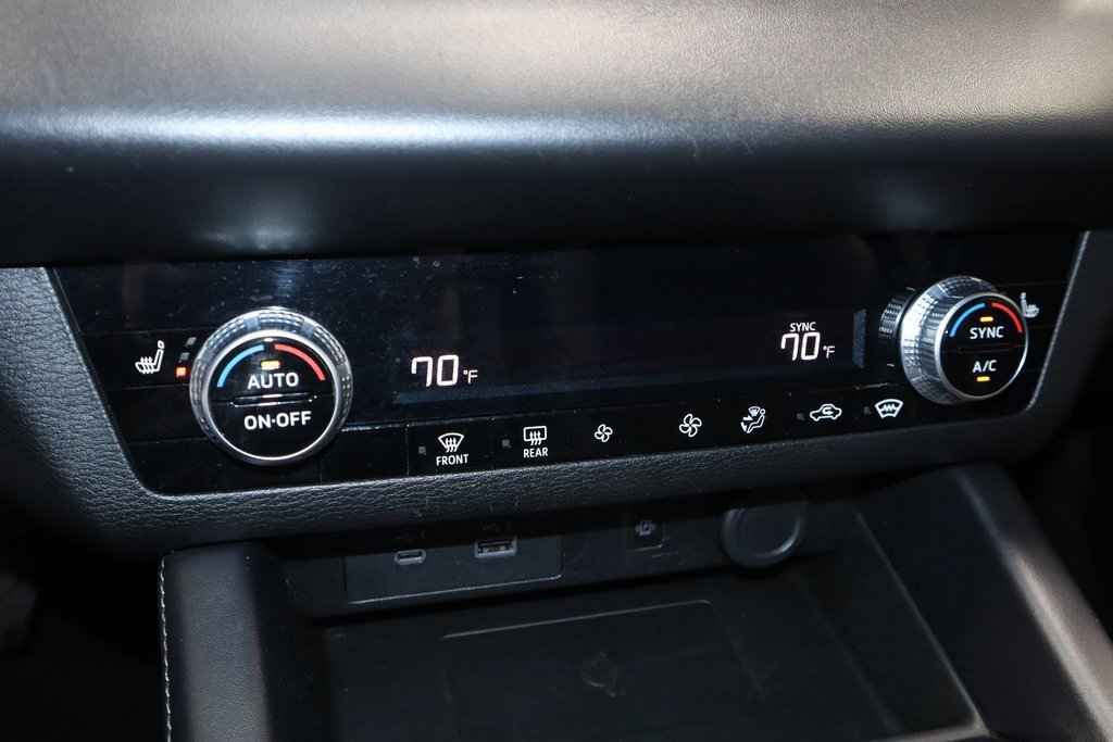 Used 2024 Mitsubishi Outlander SE image 33