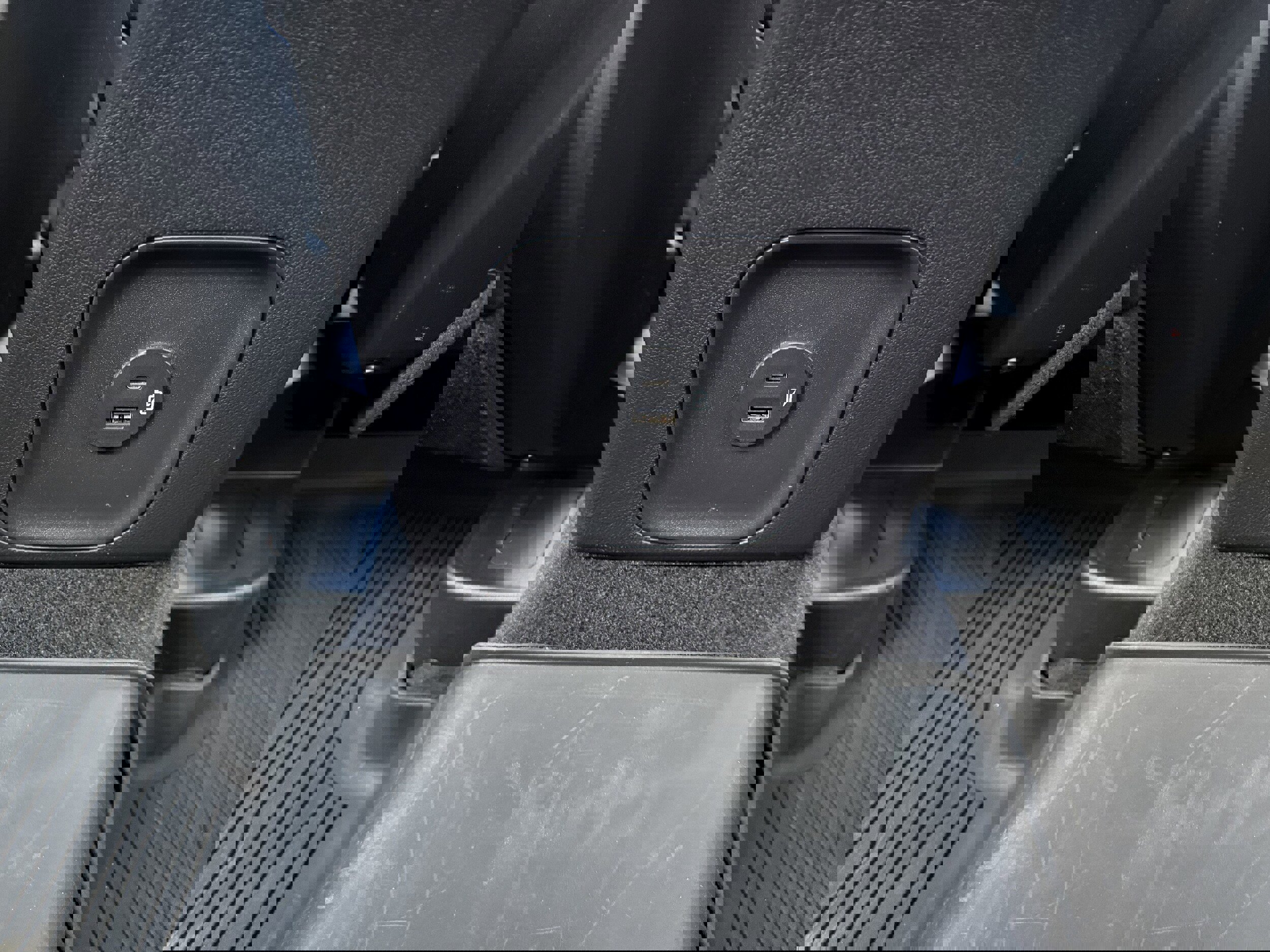 Certified 2022 Ford Escape SEL image 24