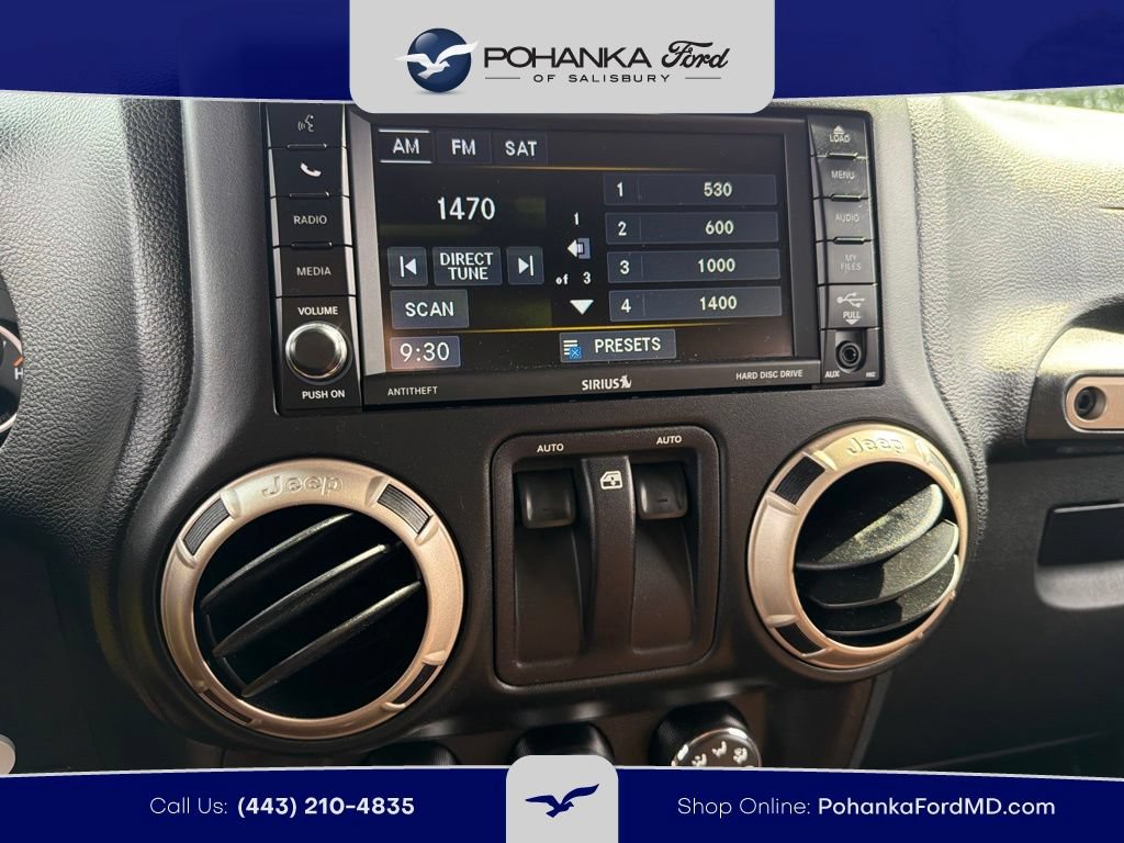 Used 2017 Jeep Wrangler Sahara AWD/4WD image 11