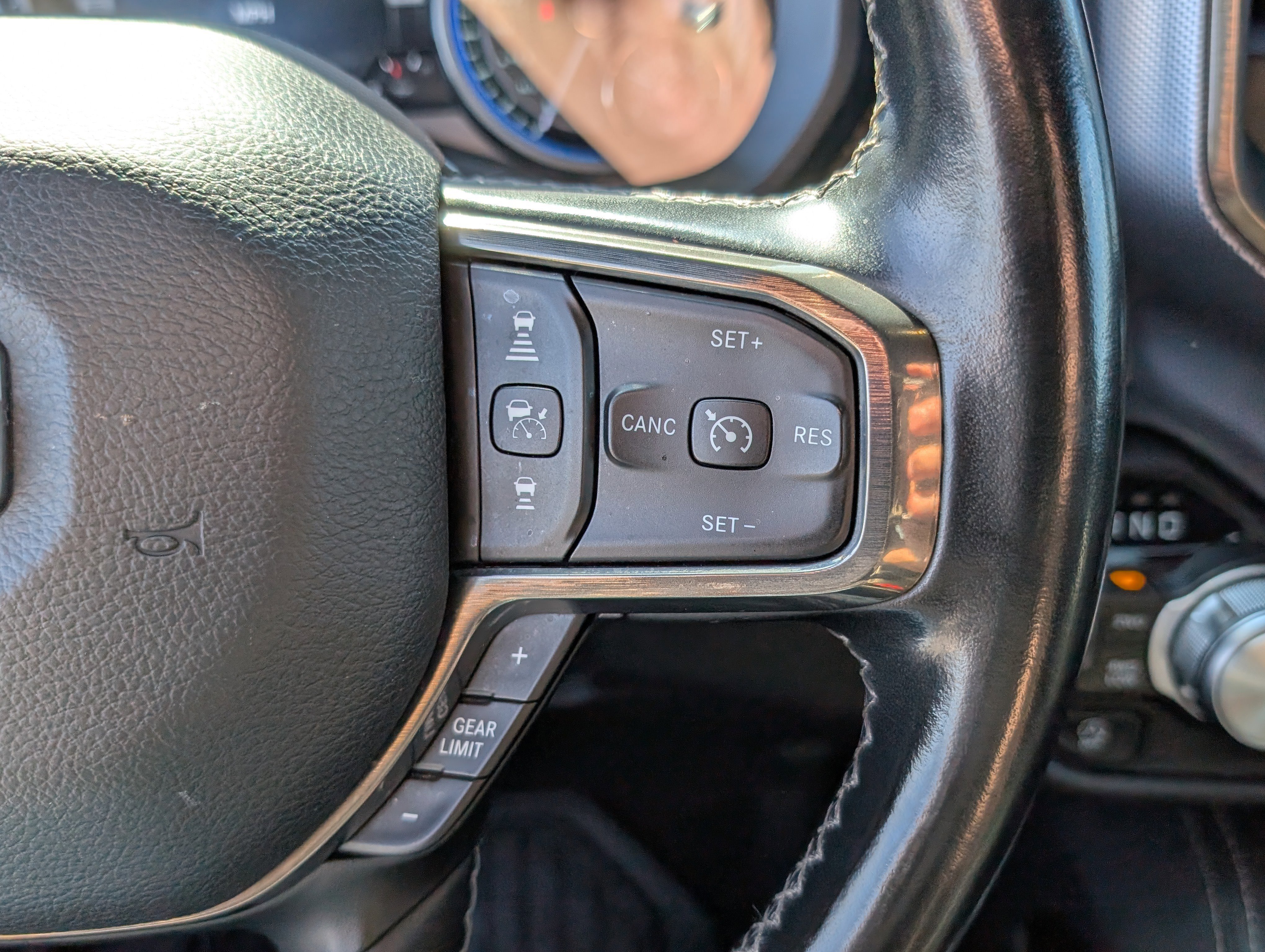 Used 2021 RAM 1500 Limited w/ Night Edition image 24