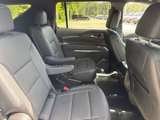 Used 2026 Chevrolet Traverse LT w/ Midnight/Sport Edition FWD image 30
