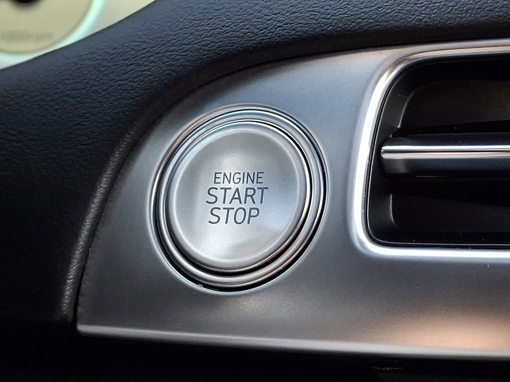 Used 2024 Hyundai Palisade Calligraphy image 25