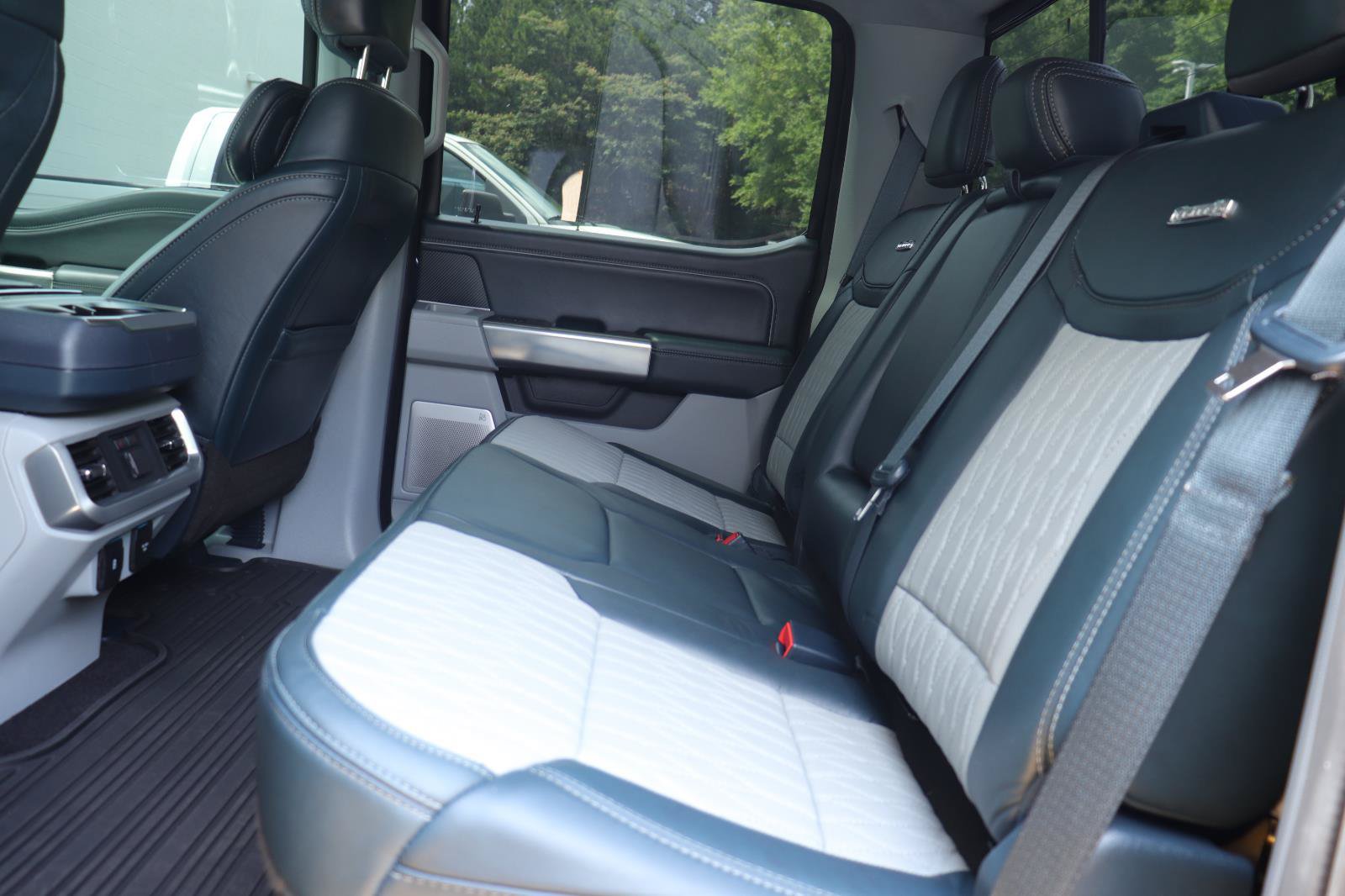 Certified 2022 Ford F150 Limited AWD/4WD image 13