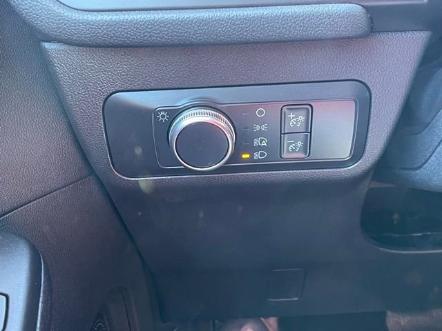 Certified 2020 Ford Escape SE image 21