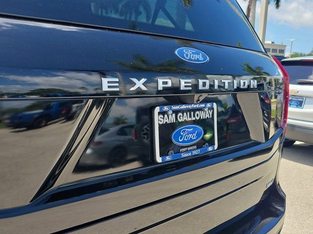 Certified 2025 Ford Expedition Max Active AWD/4WD image 10