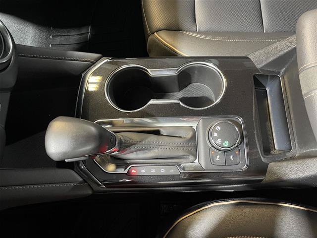 Used 2022 Chevrolet Blazer Premier AWD/4WD image 32