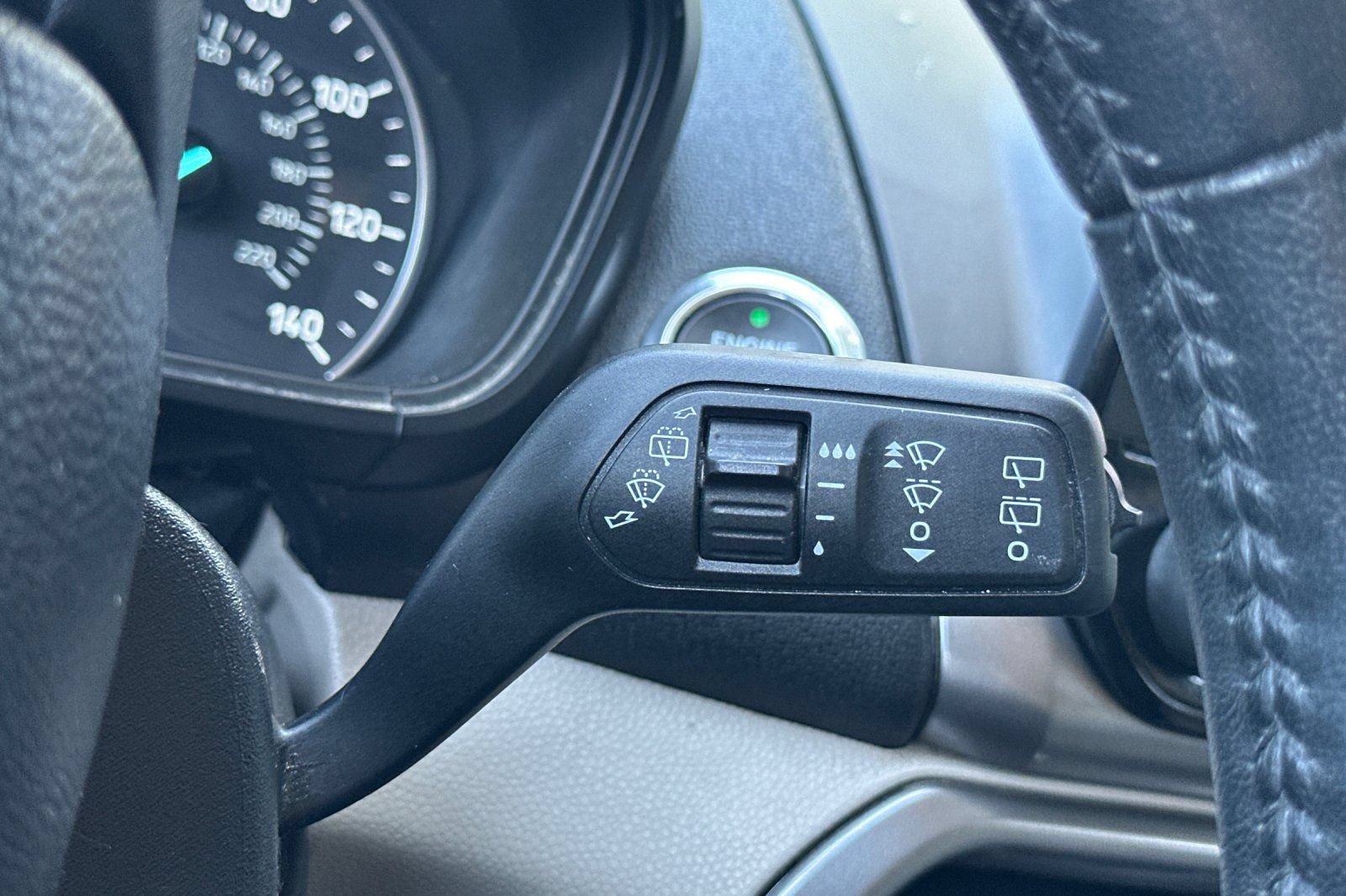 Certified 2020 Ford EcoSport SE FWD image 39