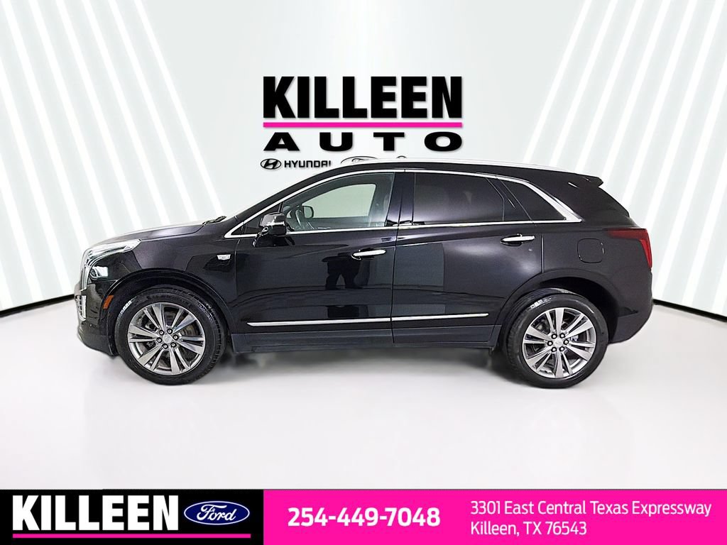Used 2023 Cadillac XT5 Premium Luxury w/ Technology Package FWD image 4