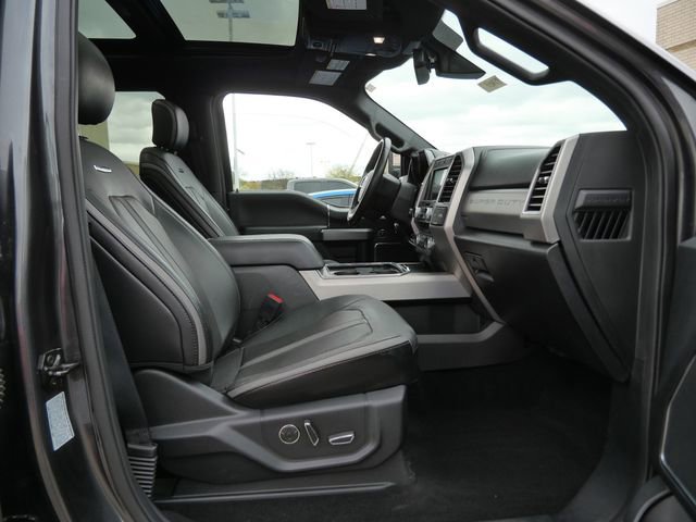 Certified 2019 Ford F350 Platinum w/ Platinum Ultimate Package AWD/4WD image 14
