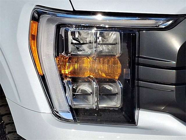 Certified 2022 Ford F150 XLT w/ Equipment Group 302A High image 9