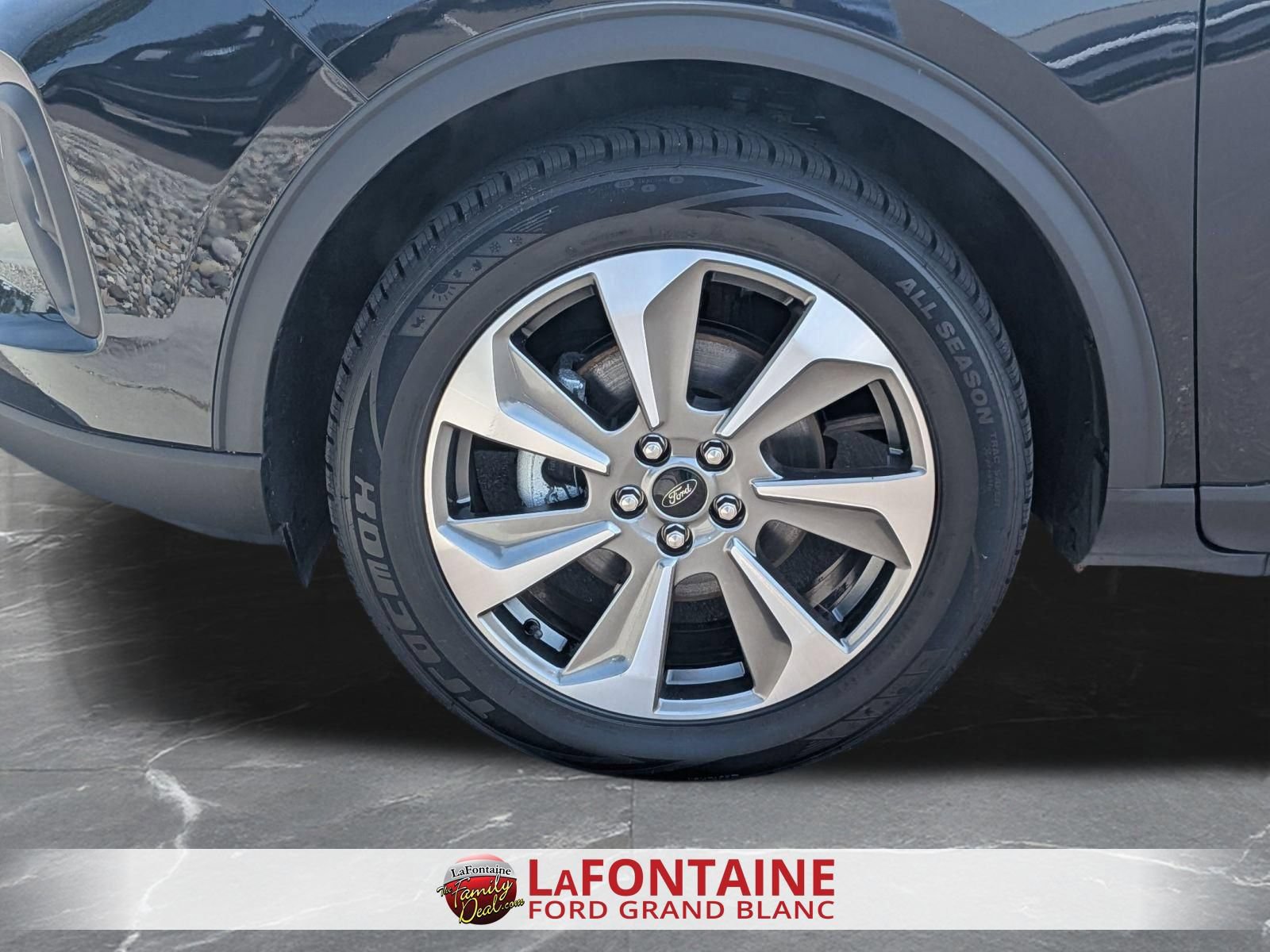 Certified 2024 Ford Escape Platinum AWD/4WD image 33