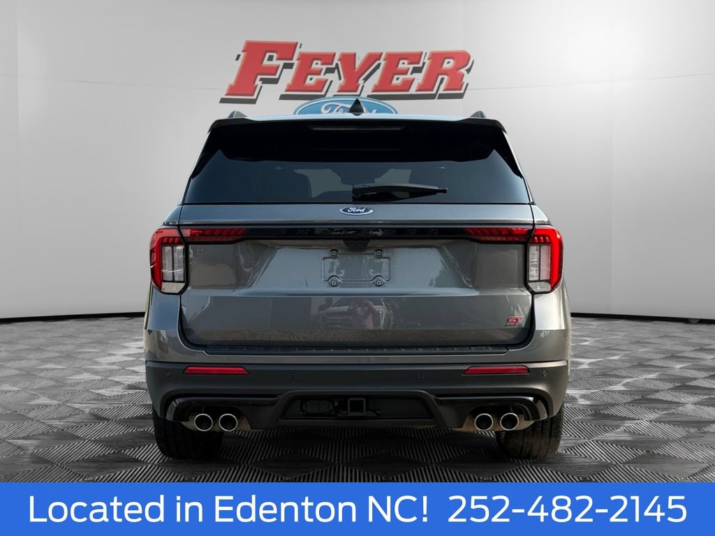 Certified 2025 Ford Explorer ST AWD/4WD image 5